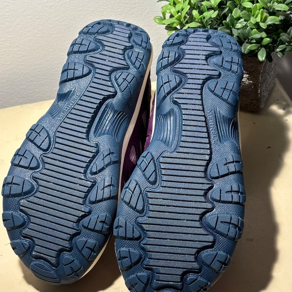 Merrell Kids' Purple and Pink Shoes size 3 (youth) - Picture 4 of 5